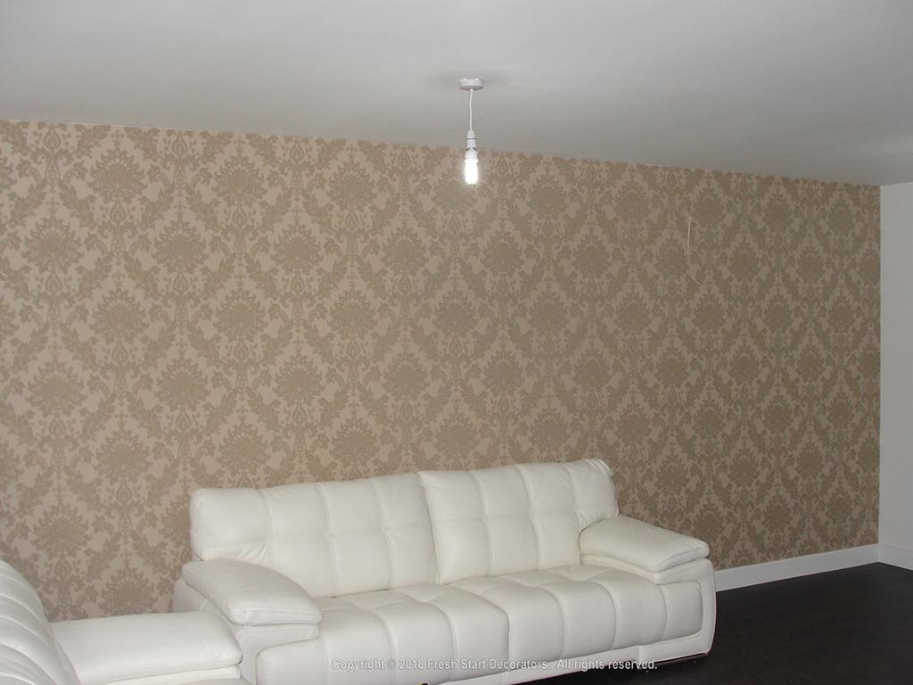 sitting room wallpaper by fresh start decorators